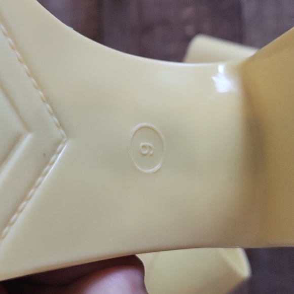 Beach by Matisse Jelly Heels - Picture 3 of 3